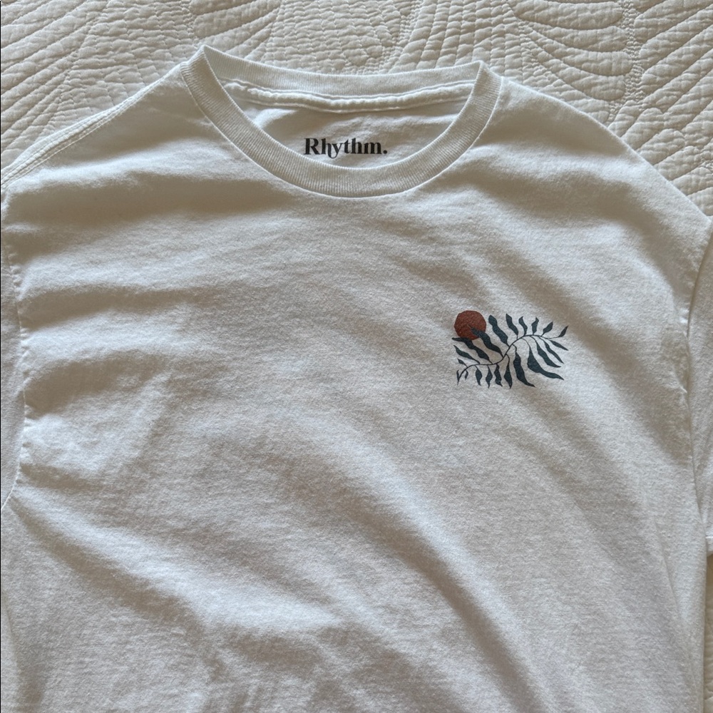 Rhythm Short Sleeve Tee with Leaf and Sun Design